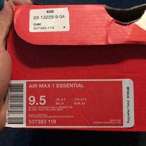 Nike Men 9.5 Sneakers